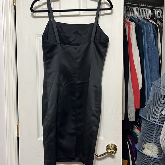 Black Dress - Picture 3 of 3